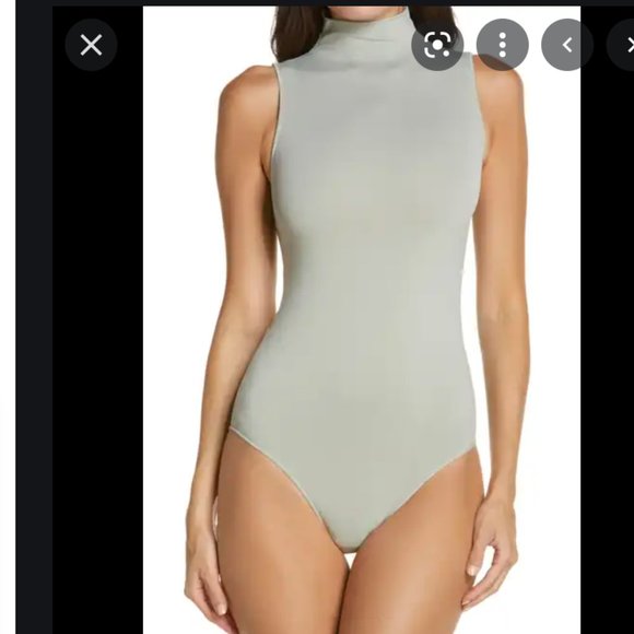 SKIMS Tops - SKIMS NWOT Mint Green ESSENTIAL MOCK NECK SLEEVELESS BODYSUIT S/M